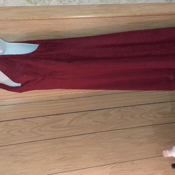 🆕 SALE Michel Laperle Maroon Plus Dress - Picture 11 of 15